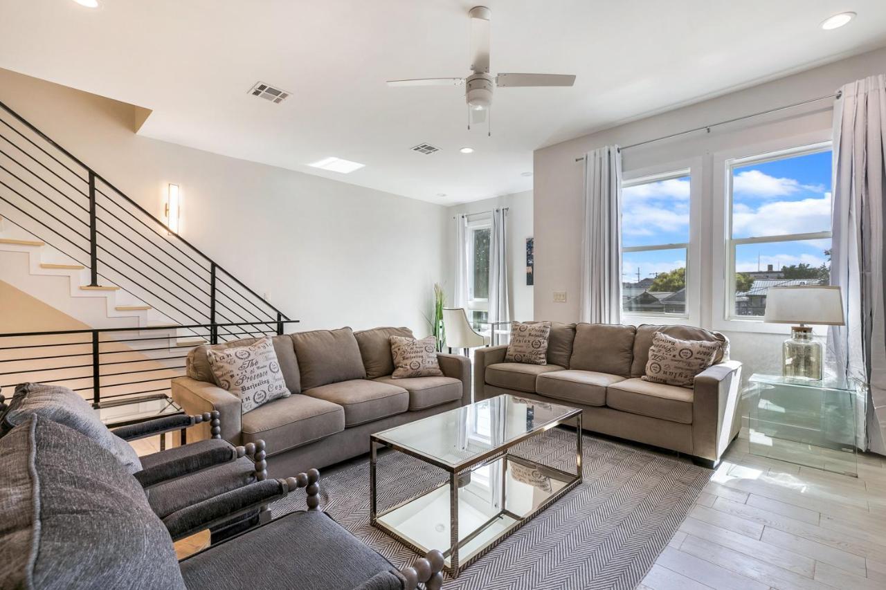 Private Townhouse In A Secure Location Villa นิวออร์ลีนส์ ภายนอก รูปภาพ